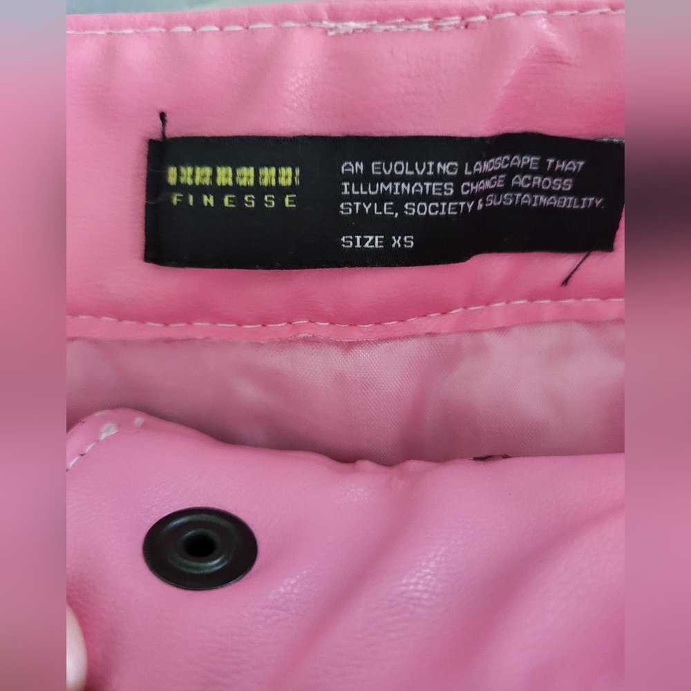 Finesse Pink Quilted Micro Mini Skirt - XS - Picture 2 of 6